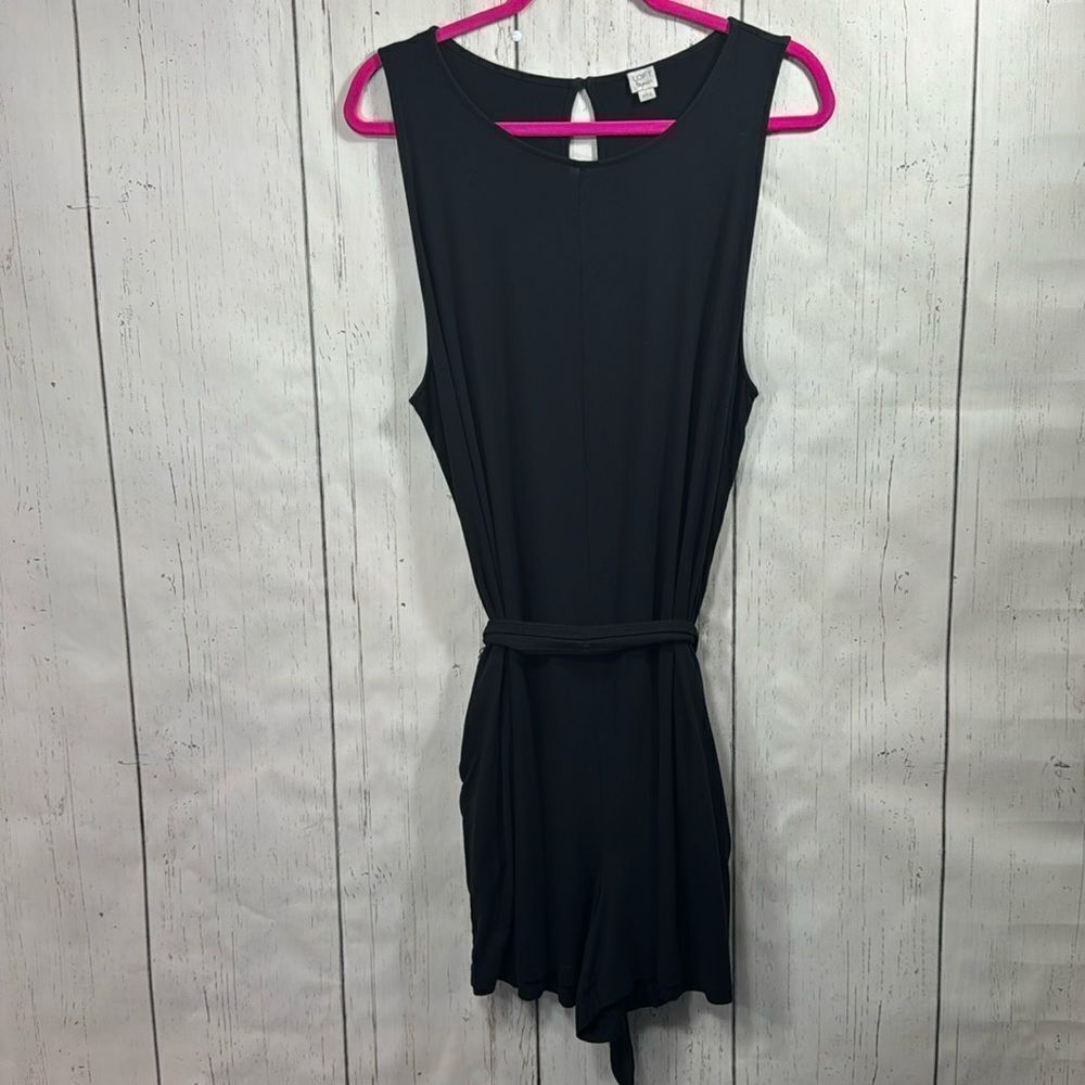 Loft Beach Black Round Neck Flirty Flare Sleeveless Beachy Belted Pocket Romper